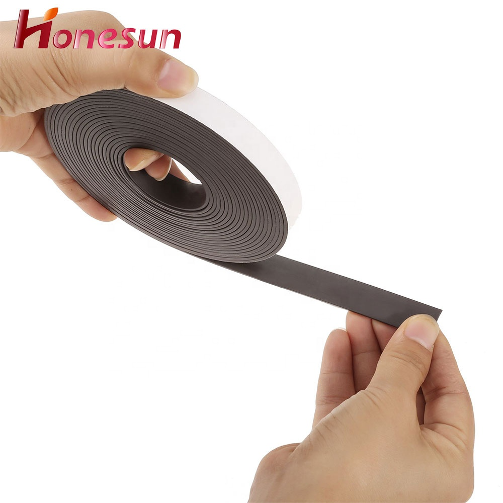  Adhesive Magnetic Tape Isotropic Paper Magnet Custom Fridge Magnet Magnetic Strip Rubber Magnet in Roll Custom Size