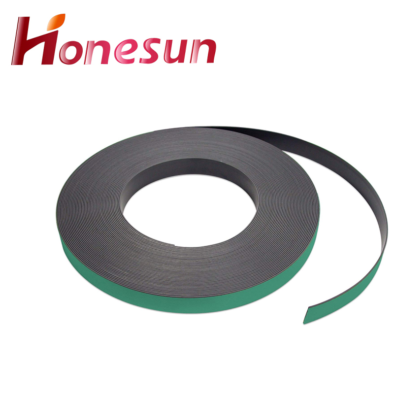 Custom Size 1mm 1.5mm 2mm 2.5mm Adhesive Magnetic Tape Anisotropic Paper Magnet Custom Fridge Magnet Magnetic Strip Rubber Magnet in Roll